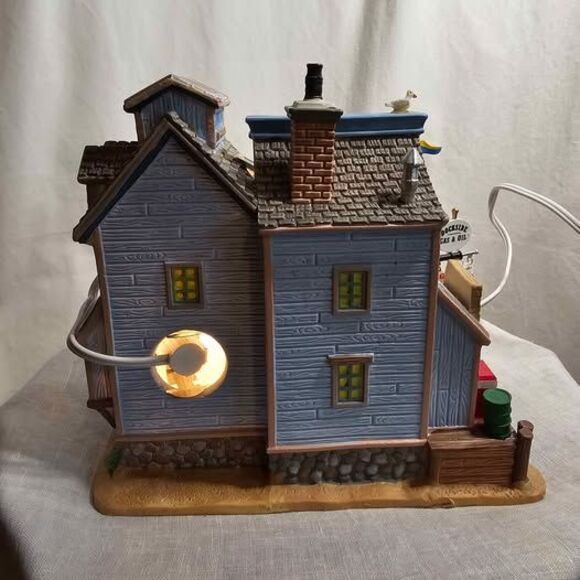 Lemax Christmas Village Dockside Bait and Tackle Building - Picture 4 of 6